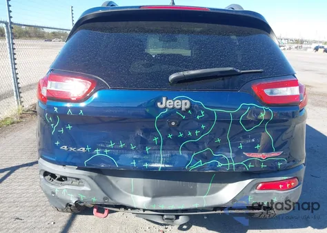 2018 Jeep Cherokee Trailhawk 4X4 from USA, damaged, VIN 1C4PJMBB0JD548009